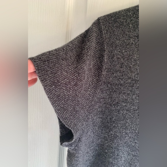 Dress Barn dark grey short sleeve button front cardigan sweater 18/20 cozy warm - Picture 4 of 10